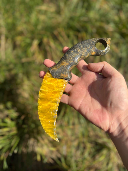 claw knife, Blade: yellow opal & Hilt: Stabilized wood
